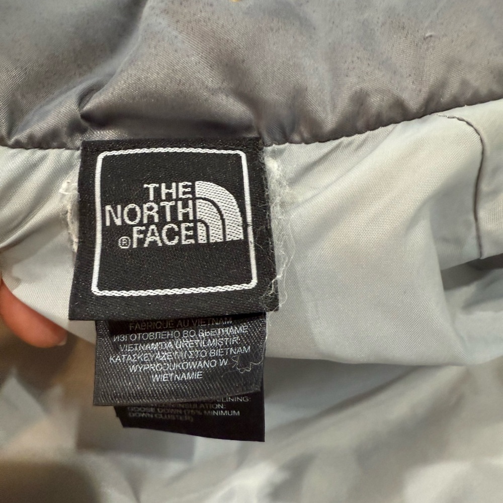 Women’s north face 550 fill down jacket size medium - Picture 7 of 11